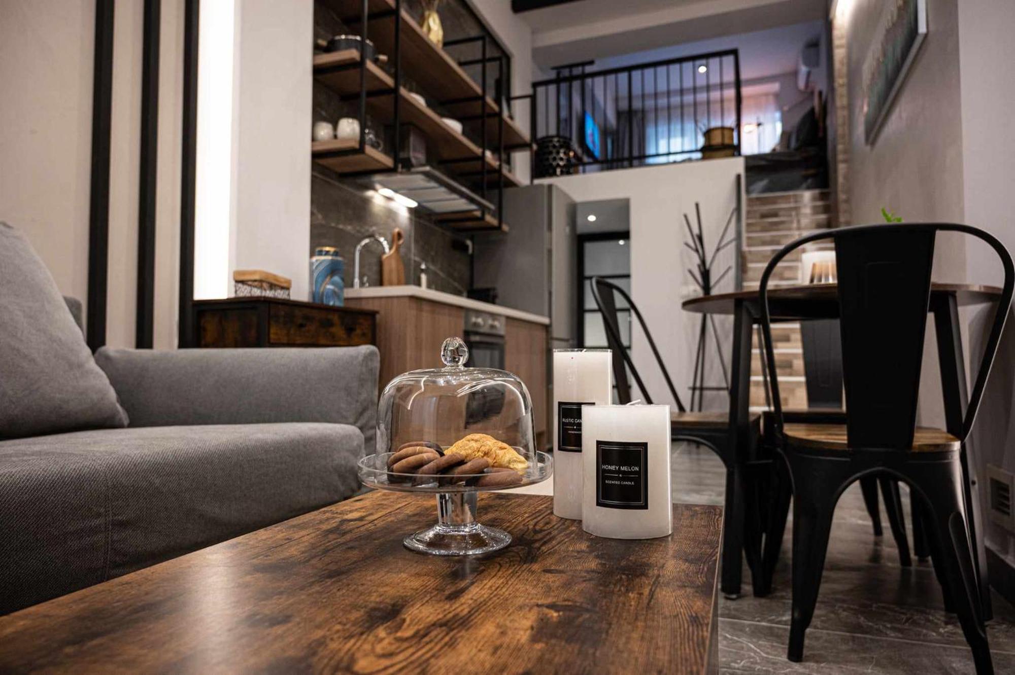 Namaste Lofts Near Seaside Apartment Tesalonika Bagian luar foto